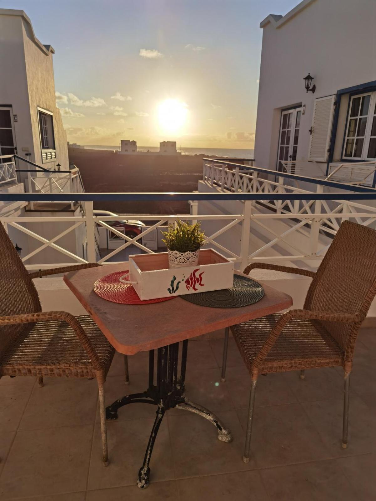 Atardecer Apartment La Santa Luaran gambar